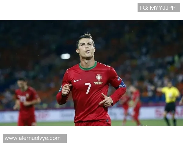 足球明星大罗的传奇之路与他踢出的足球魅力揭秘